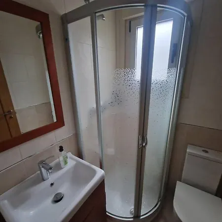 Bouzas. Garaje Con Cargador V.e.