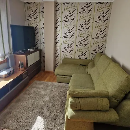 Bouzas. Garaje Con Cargador V.e. Vigo