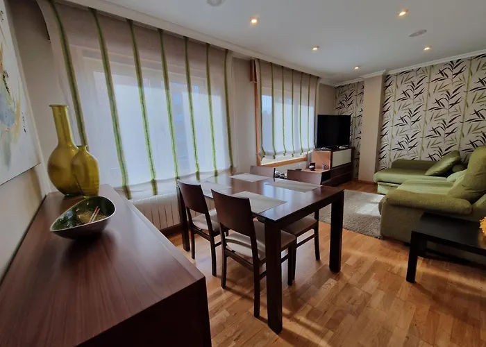 Bouzas. Garaje Con Cargador V.e. Apartament